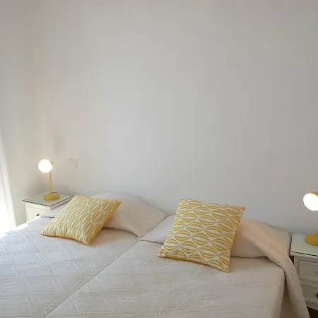 Lägenhet Two Bedrooms In The Center Of Cannes, 500 Meters From The Palais Des Festival And The Croisette - 1934 *