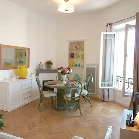 Two Bedrooms In The Center Of Cannes, 500 Meters From The Palais Des Festival And The Croisette - 1934 Lägenhet